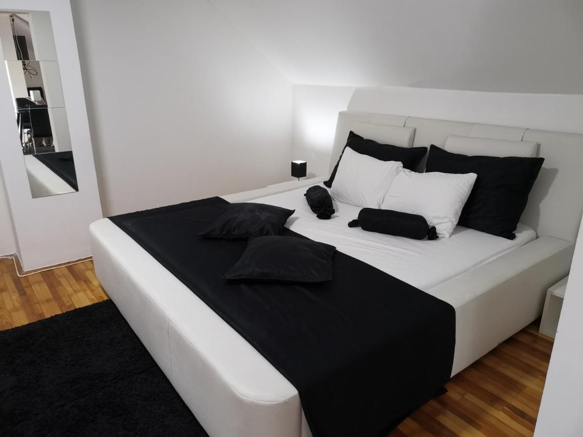 Apartments Vila White House Pančevo Zimmer foto
